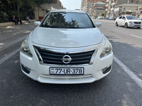Nissan Altima
