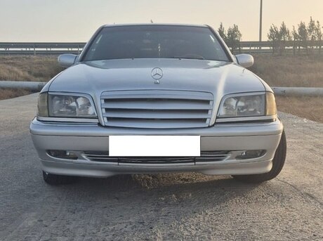 Mercedes C 220