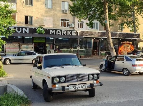 LADA (VAZ) 2106 1989