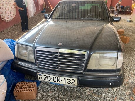 Mercedes E 300 d 1994