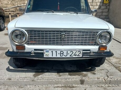 LADA (VAZ) 21011 1988