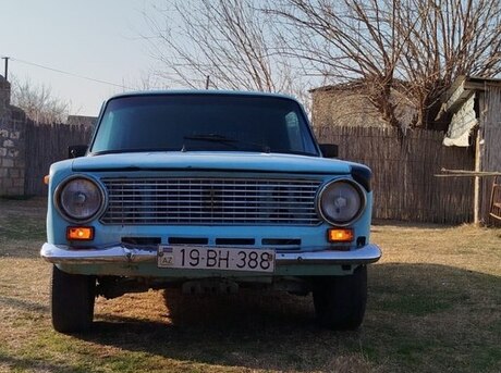 LADA (VAZ) 21011 1981