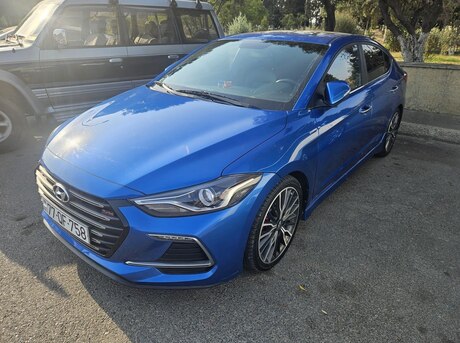 Hyundai Elantra 2017