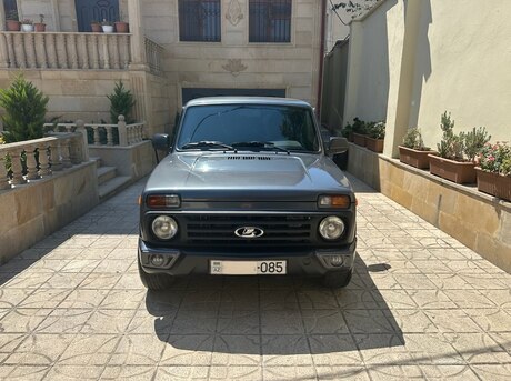 LADA (VAZ) Niva