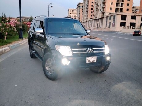 Mitsubishi Pajero 2007