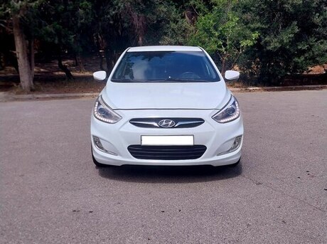 Hyundai Accent 2013