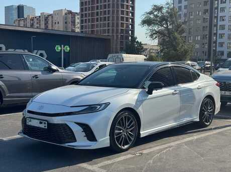 Toyota Camry 2024