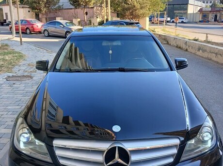 Mercedes C 180 2013