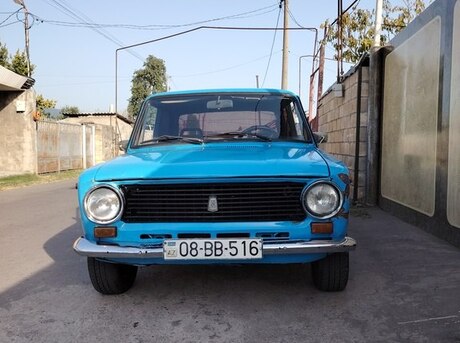 LADA (VAZ) 21011 1981
