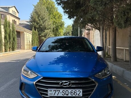 Hyundai Elantra 2016