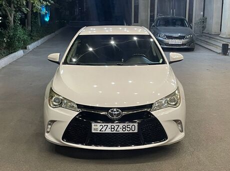 Toyota Camry 2015