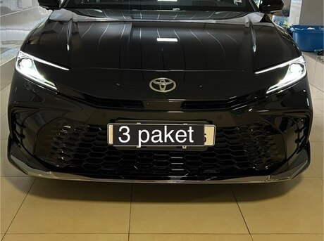 Toyota Camry 2025