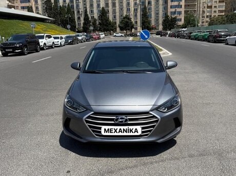 Hyundai Elantra 2018