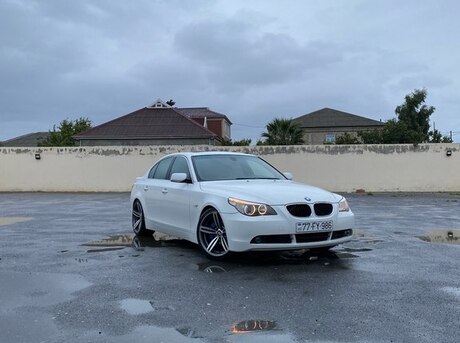 BMW 525