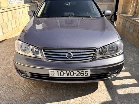 Nissan Sunny 2005