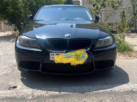 BMW 320 2009