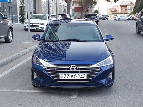 Hyundai Elantra 2019