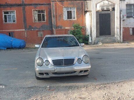 Mercedes E 220 d 1999