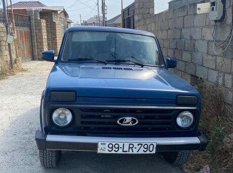 LADA (VAZ) Niva 2013