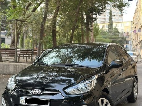 Hyundai Accent 2012
