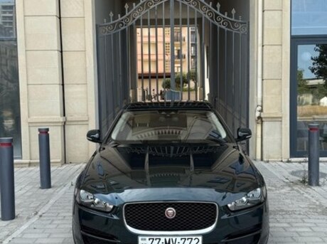 Jaguar XE 2018