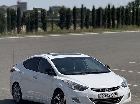 Hyundai Elantra 2012
