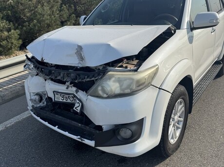 Toyota Fortuner 2012