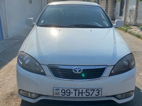 Daewoo Gentra 2014