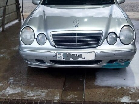 Mercedes E 220 1999
