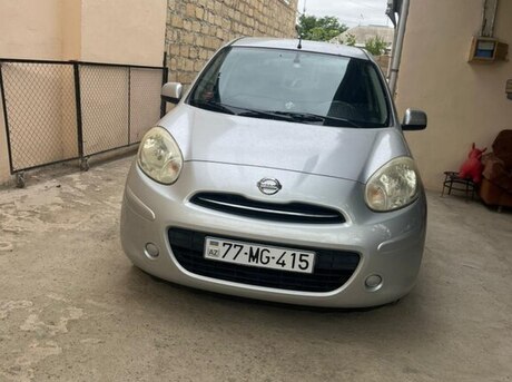Nissan March 2012