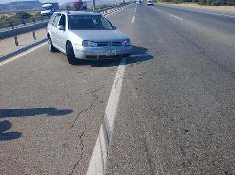 Volkswagen Golf 2000