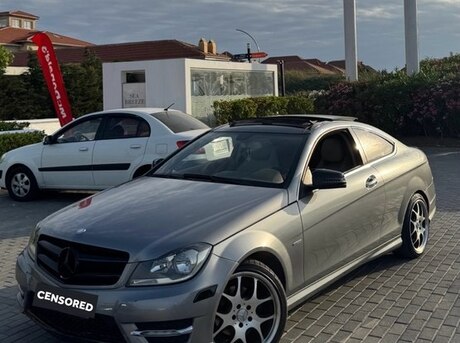 Mercedes C 250