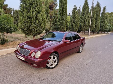 Mercedes E 200 2001
