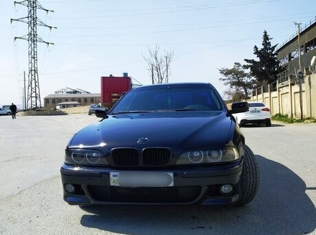 BMW 525