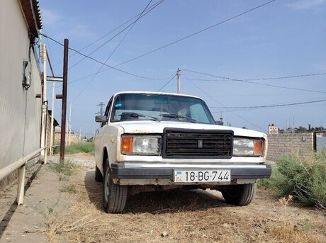 LADA (VAZ) 2107 2004