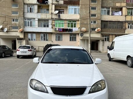 Daewoo Gentra 2014
