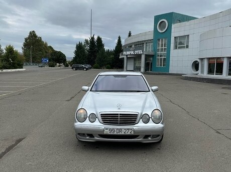 Mercedes E 220 d 2001