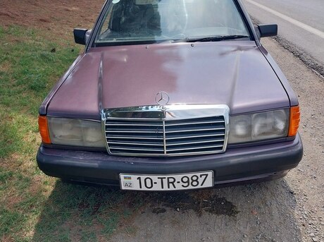 Mercedes 190