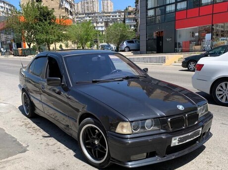 BMW 320 1993