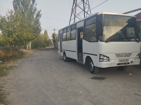 Isuzu NP 37 2007