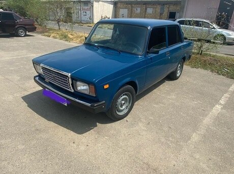 LADA (VAZ) 2107