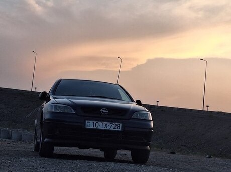 Opel Astra 2005
