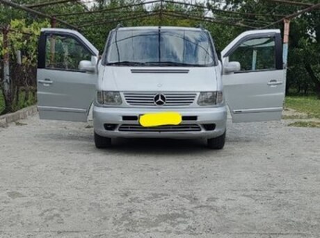 Mercedes Vito 2003
