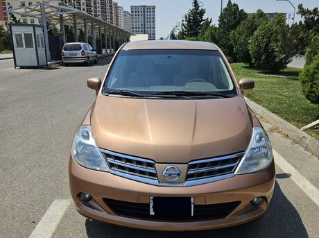 Nissan Tiida 2008