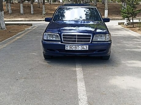 Mercedes C 180