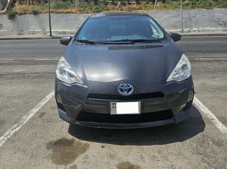Toyota Prius C