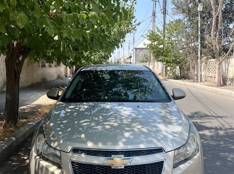Chevrolet Cruze 2011