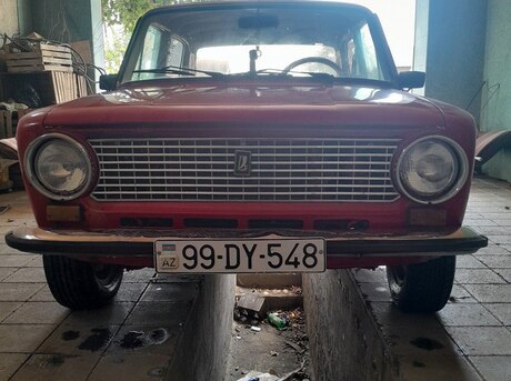 LADA (VAZ) 21011