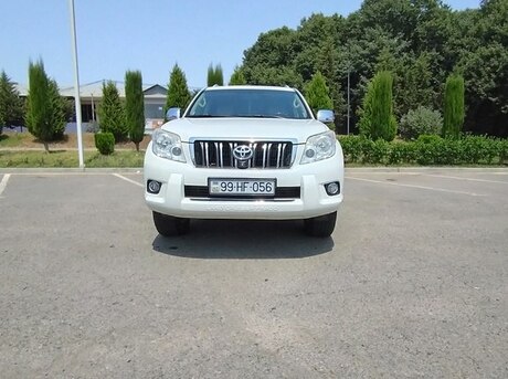 Toyota Land Cruiser Prado 2010