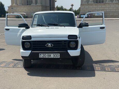 LADA (VAZ) Niva